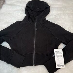 NWT lululemon scuba full zip cropped hoodie